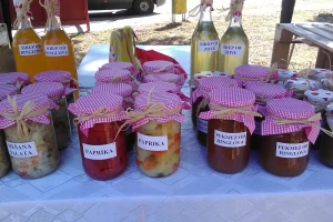 Od prodaje zimnice domaćice popunjavaju kućni budžet