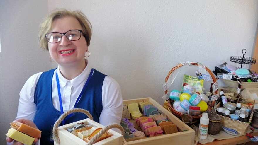 Ajša Hukić: Ljubav prema bilju uspješno pretočila u prirodnu kozmetiku