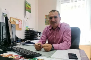 Prof. dr. Hamdija Čivić: Država mora stati iza poljoprivrednika, kompletan sektor u krizi