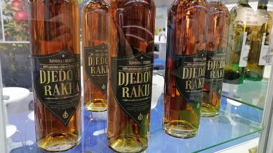 Djedova rakija i disciplinovane Kineze "obara s nogu"