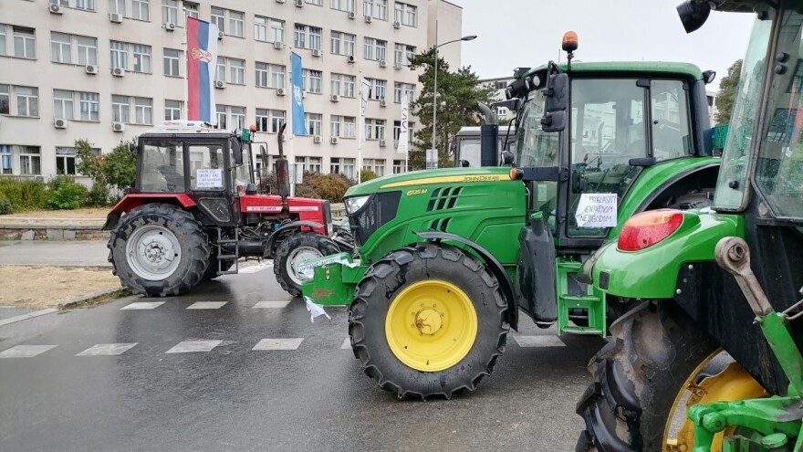 Protesti u Srbiji: Blokiran put Pančevo-Beograd, zabilježen i incident