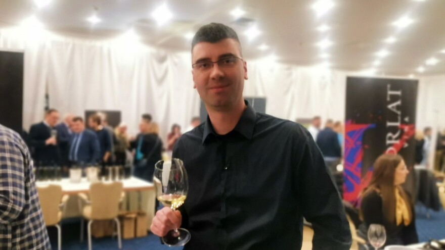 Male cake, velikih majstora: Kako kušati vina?