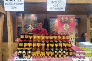 Hercegovački zet: Kući ne smije dok sav med ne proda