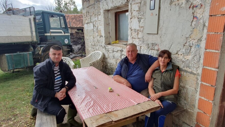 Vukovi zaklali trećinu Vedrankinog stada, lovci negoduju i traže advokata