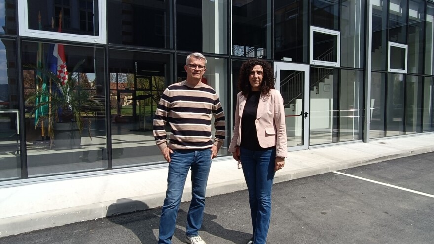 Škola kao tvornica: Suše i prerađuju voće i povrće, na 110 ha uzgajaju ratarske kulture