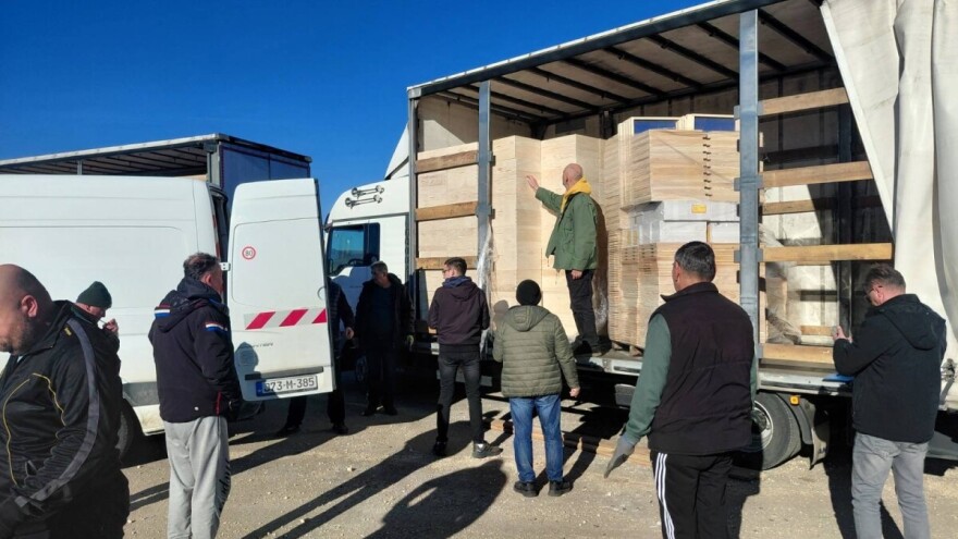 Razvojni projekat opremio pčelare u Drvaru i Glamoču