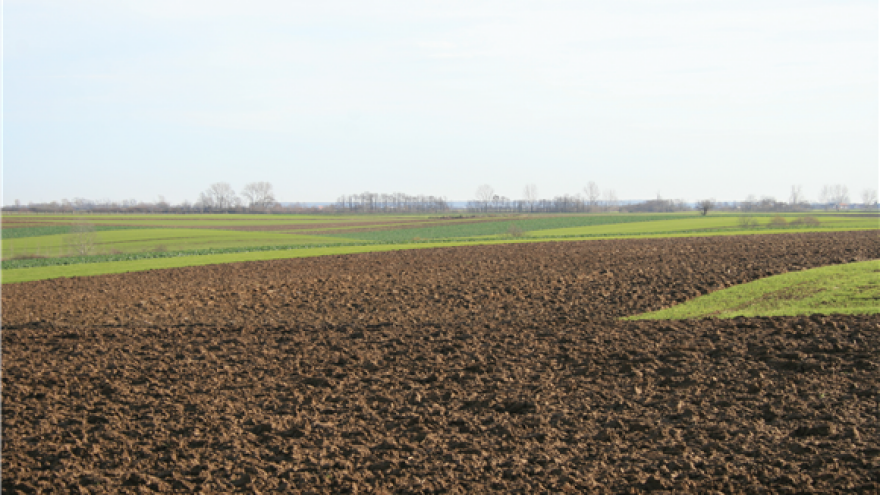 Država nastavlja s otimačinom