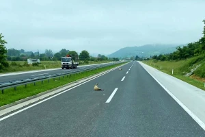 Oprez! Ovce polijegale na autoputu u Ilijašu