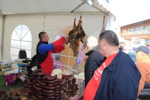 Više od 60 izlagača iz BiH i regiona stiglo u Dvorove
