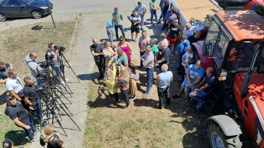 Ratari traže od Dodika da riješi problem s cijenom pšenice ili će "svi u politiku"