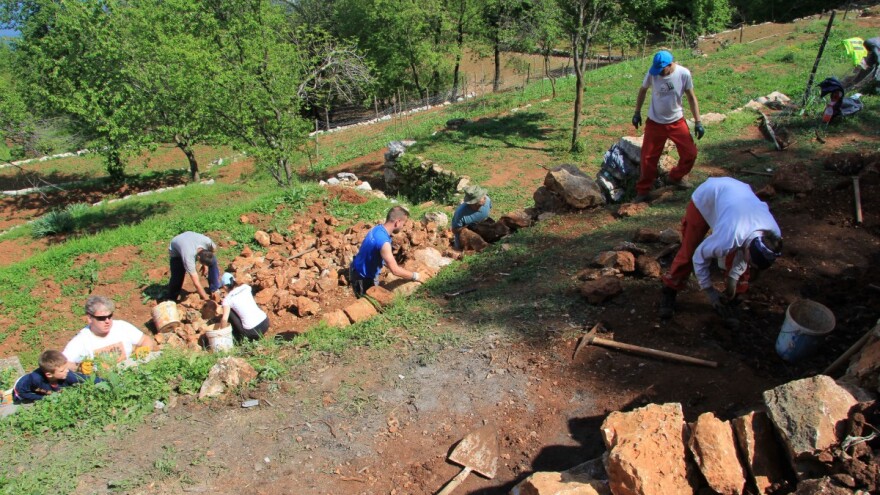 Gradnja suhozida je kao tetris koji se igra uživo