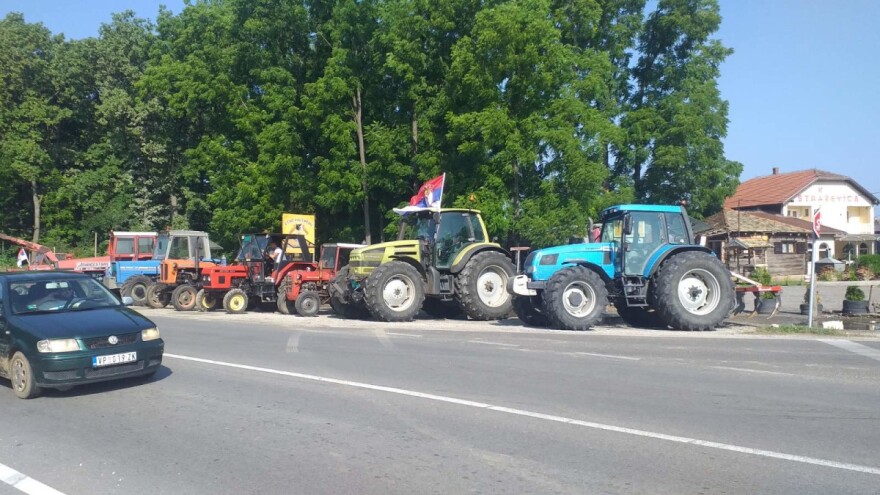Ratari Šumadije: Odgovor Vlade do 15h ili idemo traktorima za Beograd