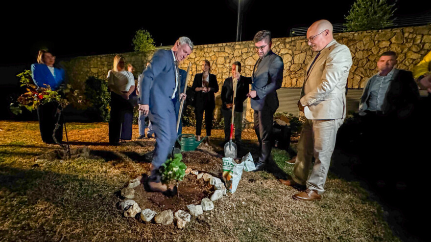 Otvorena je 35. jubilarna Sabatina u Bolu na Braču