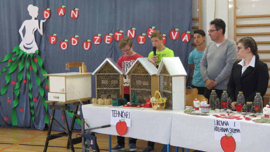 Kroz zadrugu i voćnjak djecu uče eko proizvodnji i poduzetništvu