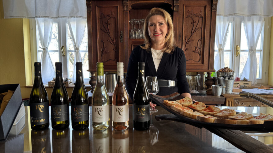 U K-55 smo spojili suprugovu ljubav prema voćarstvu i moju prema vinskom turizmu