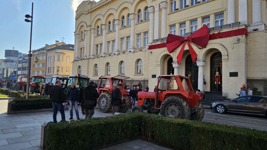 Traktore dotjerali u centar Banja Luke: Vidjet ćemo ko će biti na spisku za isplatu