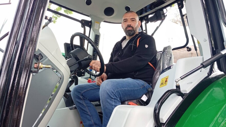 Posjetioci Poljoprivrednog sajma: I ratari i voćari i jutjuberi - "mjerkaju", ali i kupuju