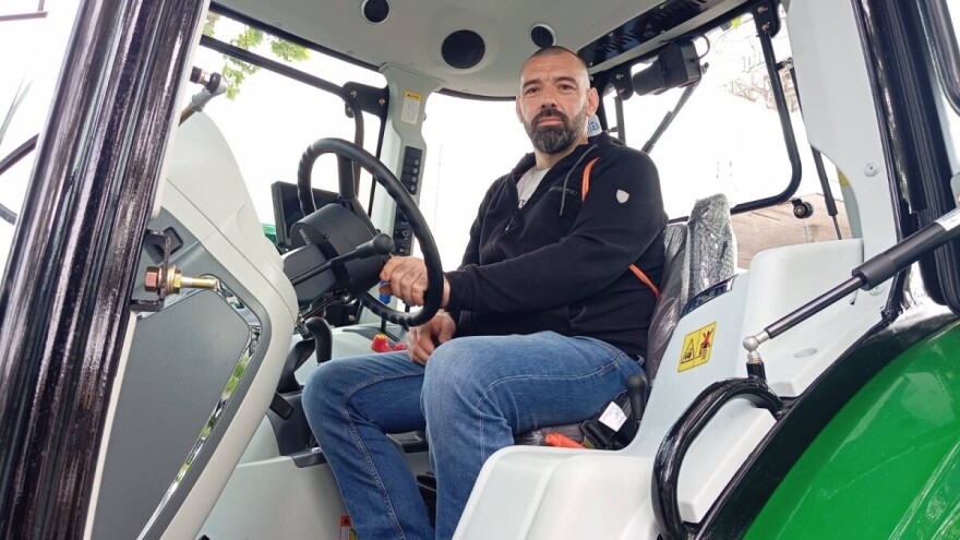 Posetioci Poljoprivrednog sajma: I ratari i voćari i jutjuberi - "merkaju", ali i kupuju