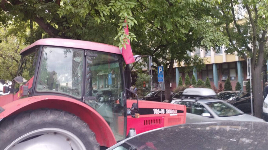 Skup podrške uhapšenim poljoprivrednicima danas ispred suda u Novom Sadu