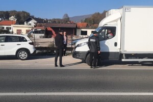 Veterinarski inspektori na putevima: Kontrolišu transport životinja i proizvode