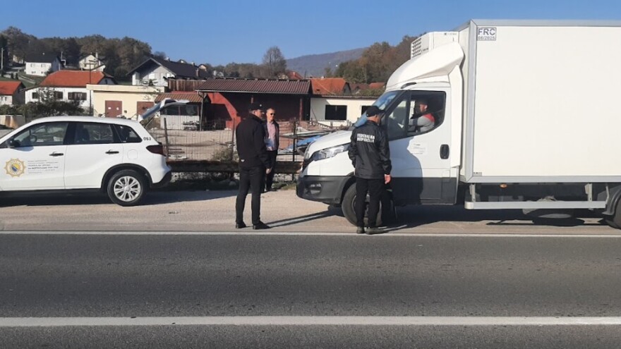 Veterinarski inspektori na putevima: Kontrolišu transport životinja i proizvode