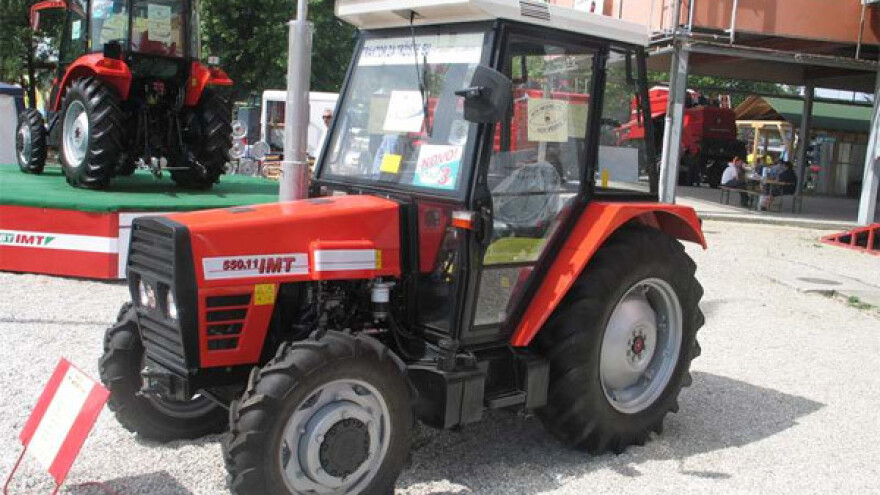 Traktor IMT 550.11