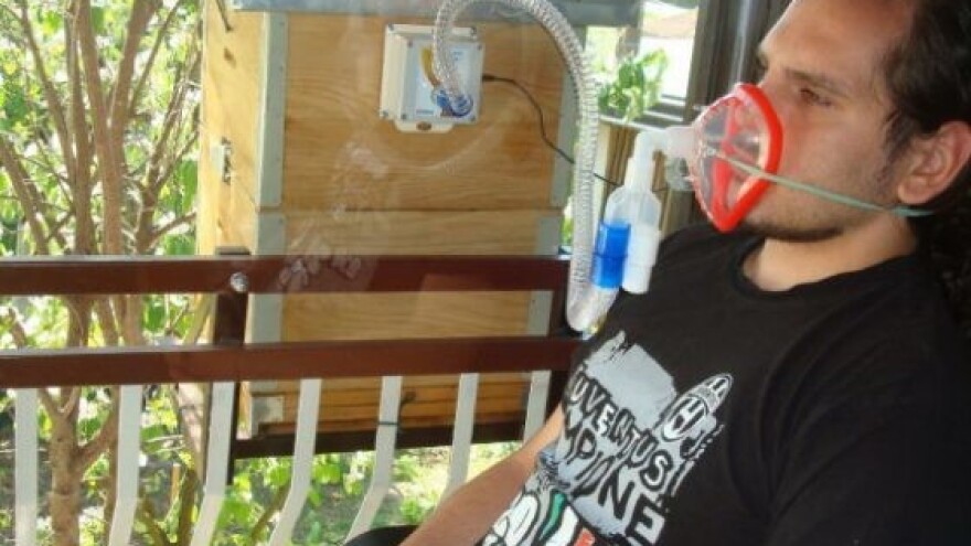 Porodica Rošić omogućila građanima besplatnu ljekovitu inhalaciju iz košnica