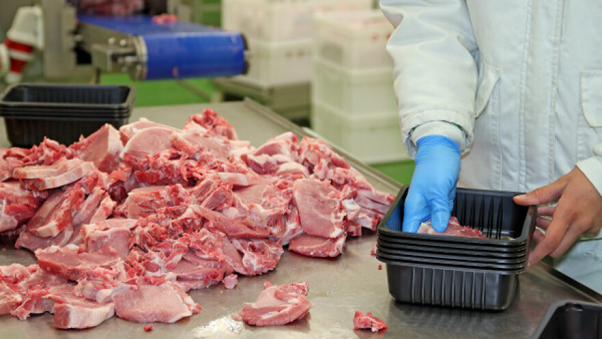 Povučeno oko 800 kg mesnih i mlečnih proizvoda