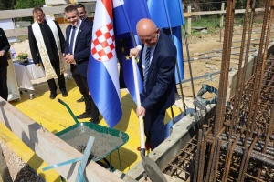 Investicija od 4 mil. €: Položen kamen temeljac nove zgrade Veterinarskog zavoda u Križevcima