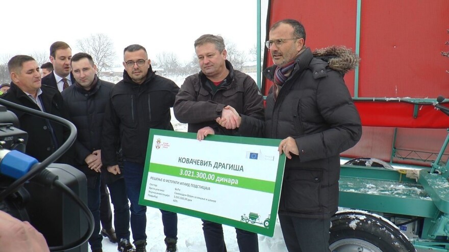 Prvi podsticaji IPARD programa u Srbiji uručeni u Stejanovcima