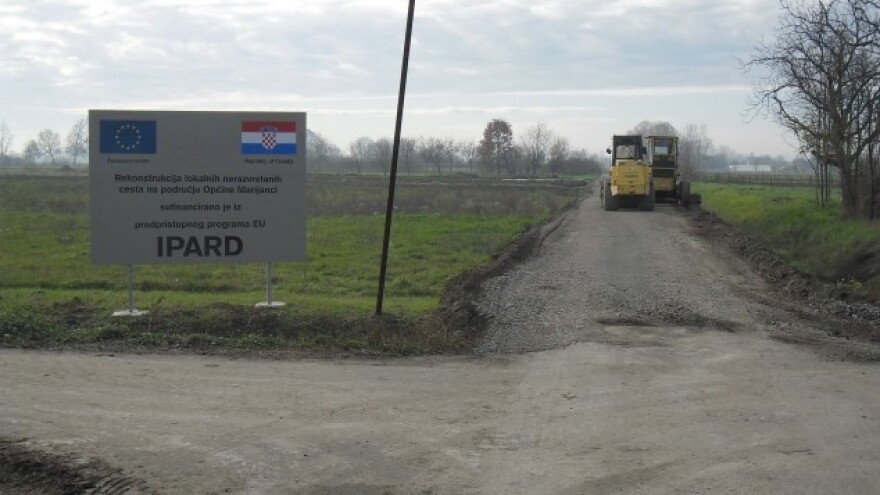 Za nerazvrstane ceste 1,9 milijuna kuna