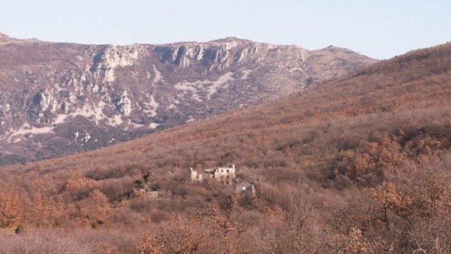 Hrvatsko selo na prodaju! Cijena - prava sitnica!