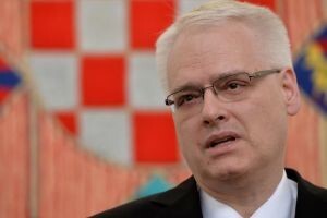 Ministar Jakovina i predsjednik Josipović u Sibinju