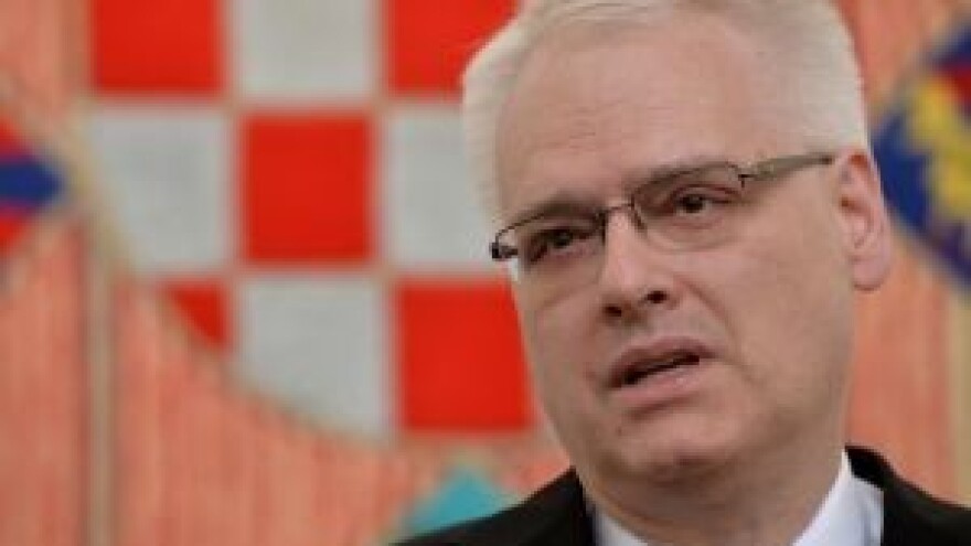 Ministar Jakovina i predsjednik Josipović u Sibinju