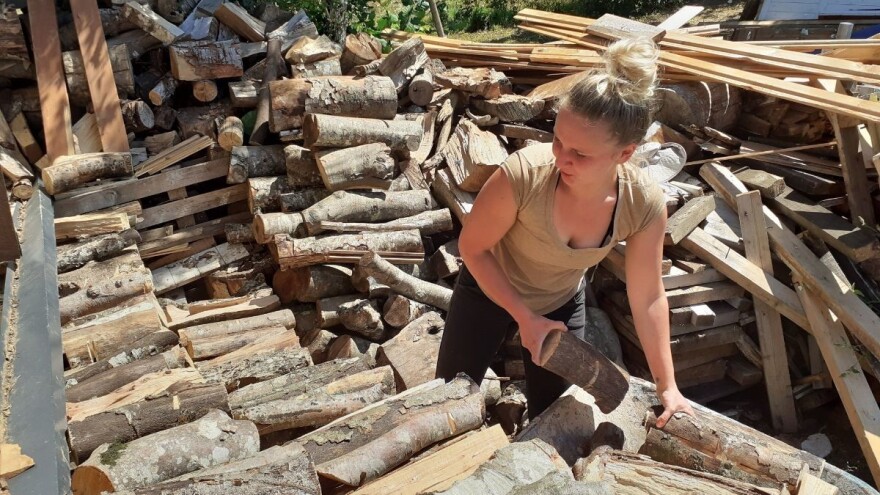 Hrvoje Račić: Ličani vjeruju da kada lješnjaci dobro rode, zima će biti duga i oštra!