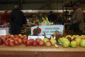 Voćarstvo je u korovu!
