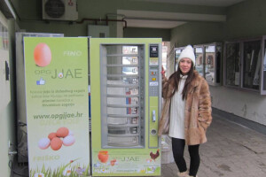 Prvi jajomat u Zlataru ili zašto su jaja različite veličine