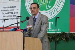Oporba traži Jakovinovu ostavku, tvrde da je u sukobu interesa