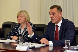 Potpore i onima bez zemlje i tvrtkama za 10 kn