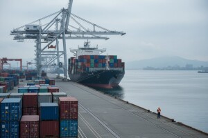 Japanski izvoz u padu zbog slabe potražnje SAD-a