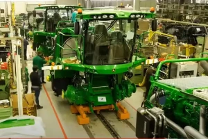 Kako nastaju John Deere traktori i kombajni - objavljen video