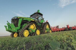 John Deere rješenja: Širi i plići trag 8RX smanjuje sabijanje te štedi gorivo