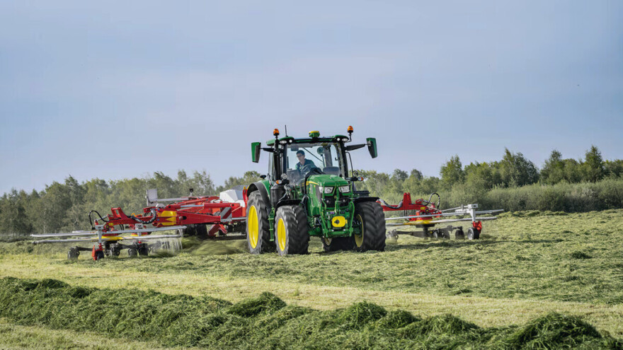 Umjesto plavog ide na biodizel: Traktore John Deere testiraju na gorivo od uljane repice