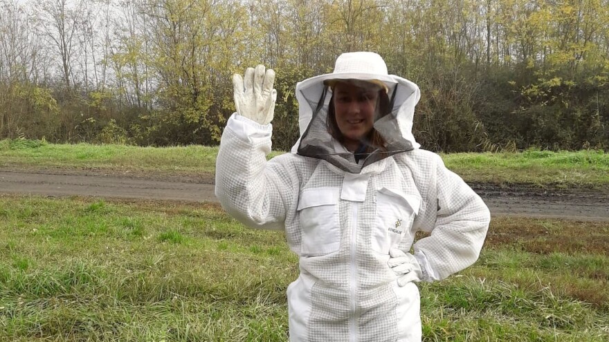 Ima 21. godinu, studira, vrca med i zagovara očuvanje pčela