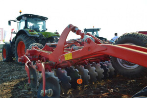 Claas i Horsch snaga na baranjskim poljima!