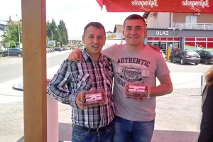 Uzgoj jagoda - Jedni zbrajaju štete, a drugi zadovoljno trljaju ruke