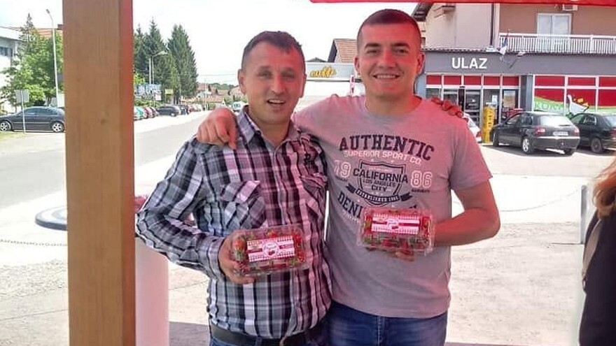 Uzgoj jagoda - Jedni zbrajaju štete, a drugi zadovoljno trljaju ruke