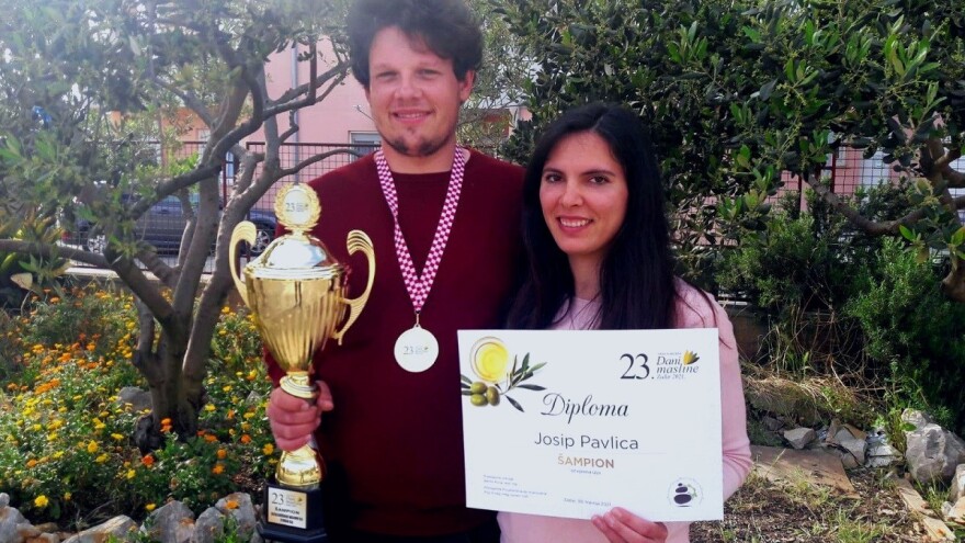 Šampionsko ulje plod sljubljenih sorti i ljubavi Helene i Josipa Pavlice