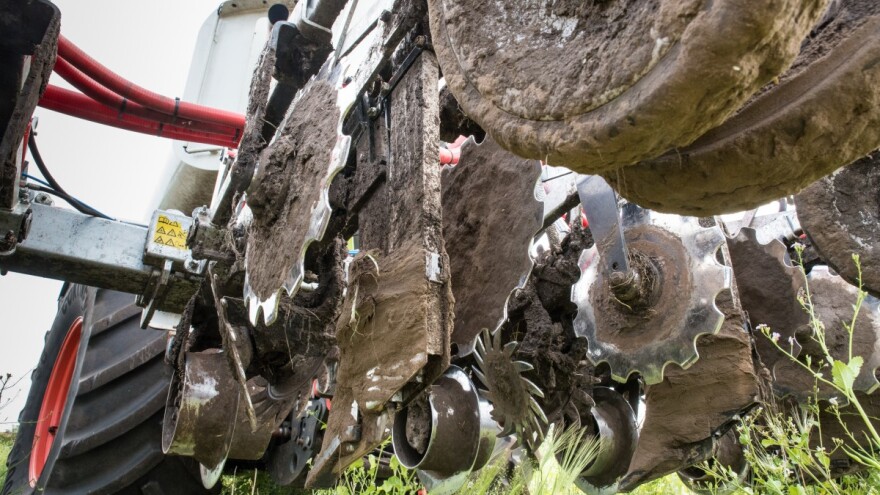 Traktoristi oprez, prevrtanje stroja uzelo je još jedan život
