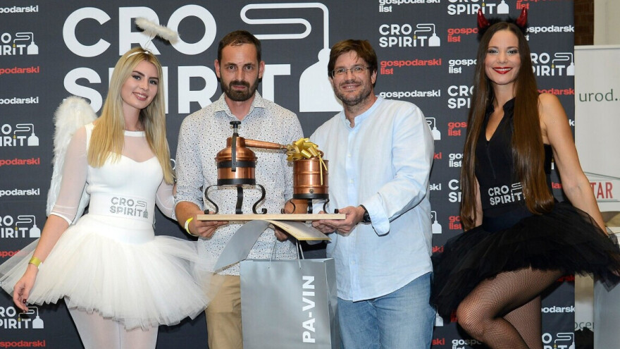 Maloj destileriji s Korduna veliko priznanje - iz Londona stigla srebrna medalja za gin